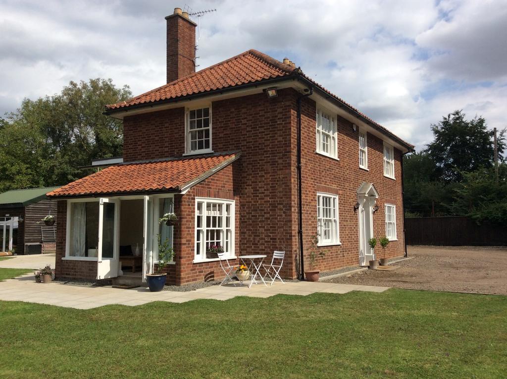 Beightons Bed And Breakfast Ingham  Exterior photo