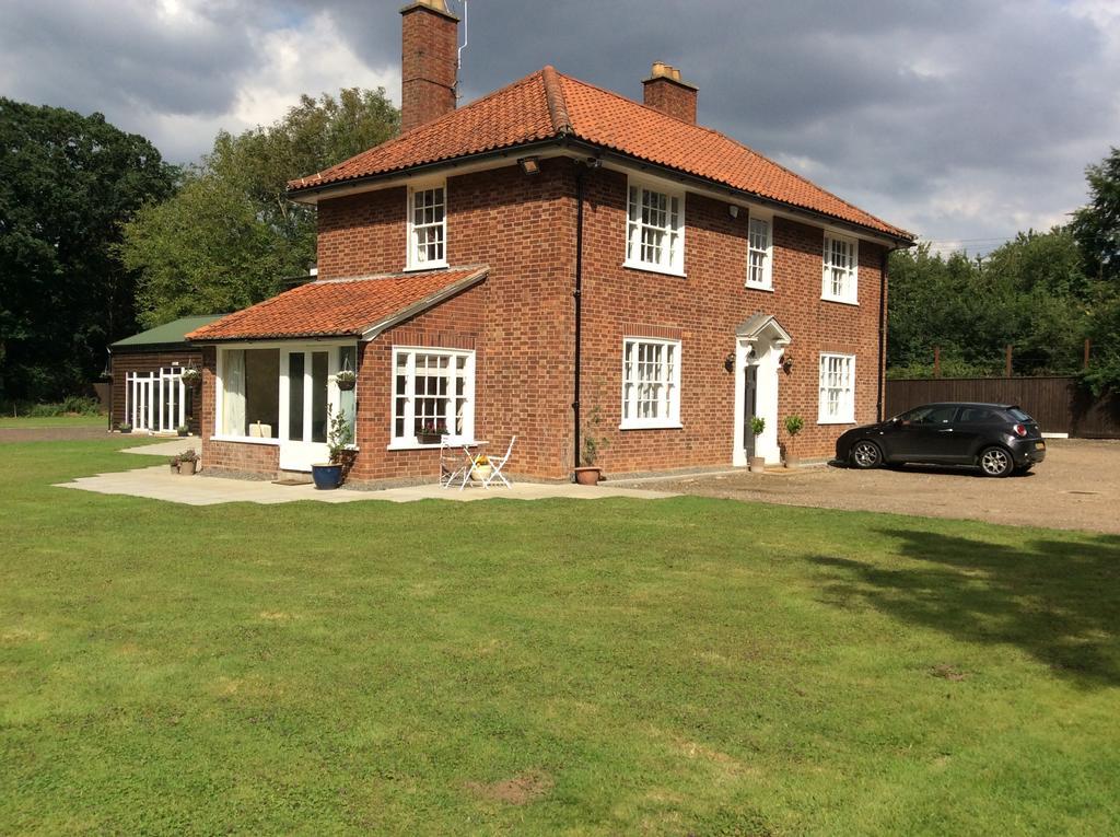 Beightons Bed And Breakfast Ingham  Exterior photo